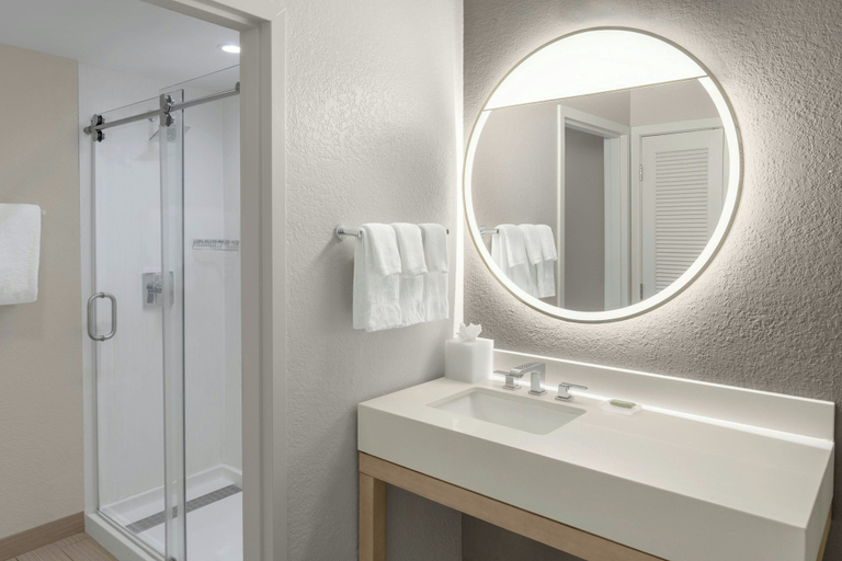 Bathroom 5, Courtyard By Marriott Fort Lauderdale Coral Springs, Broward