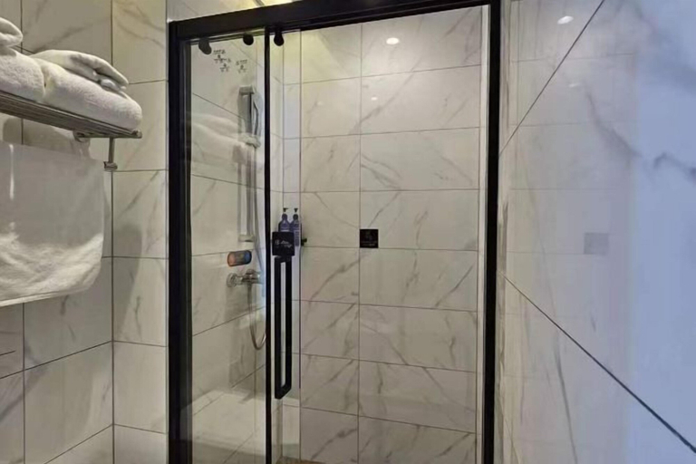 Bathroom 3, Longmen Wuzhou Hotel, Huizhou