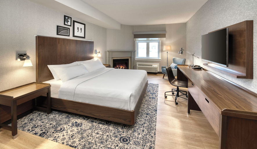 Bedroom 5, Four Points by Sheraton Barrie, Simcoe