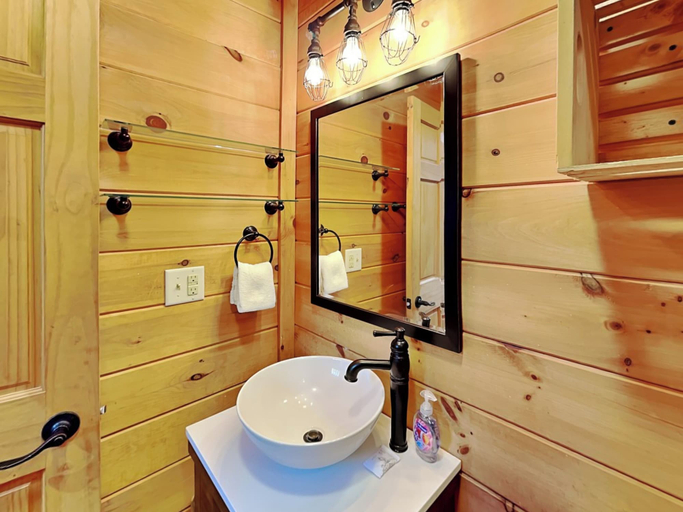 Bathroom 4, Lakestar Chalet by Taylor Made Deep Creek, Garrett