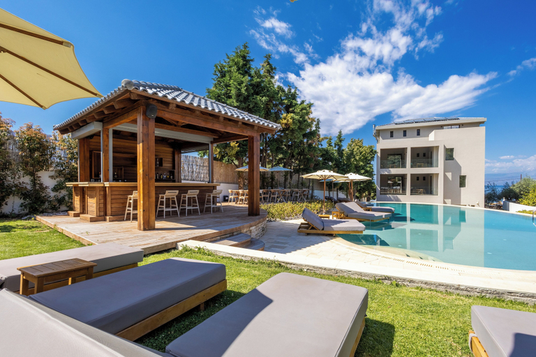 Exterior & Views 2, Alissachni SeaSide Hotel, Peloponnese