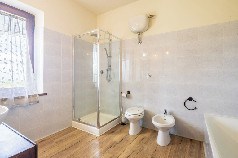 Bathroom 3, Agriturismo Le Casaline, Grosseto