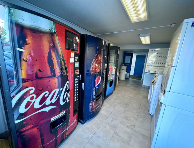 Food & Drinks 5, Motel 6 Greenwood Village, CO - Denver - South Tech Center, Arapahoe