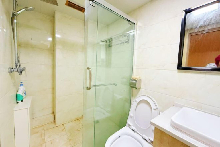 Bathroom 4, Wish You A Good Dream Youth Hostel, Guiyang