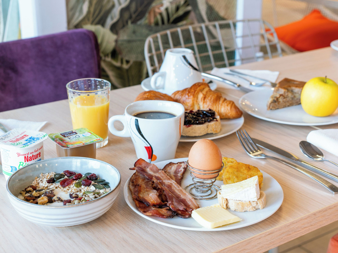 Food & Drinks 5, B&B HOME Caen Centre Gare, Calvados