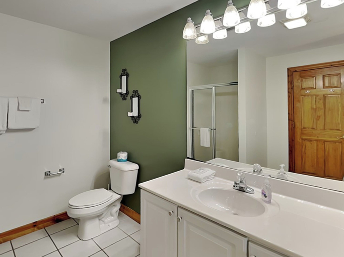 Bathroom 3, Constantly Cozy by Taylor Made Deep Creek, Garrett