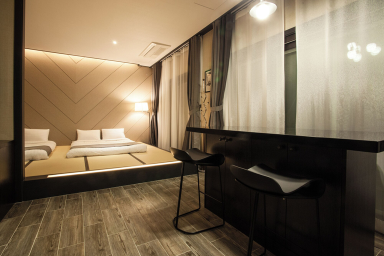 Bedroom 4, Cs Premier Hotel, Anyang