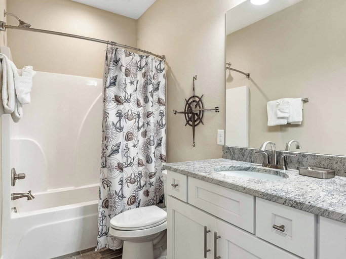 Bathroom 4, Arena Blanca by Southern Vacation Rentals, Baldwin