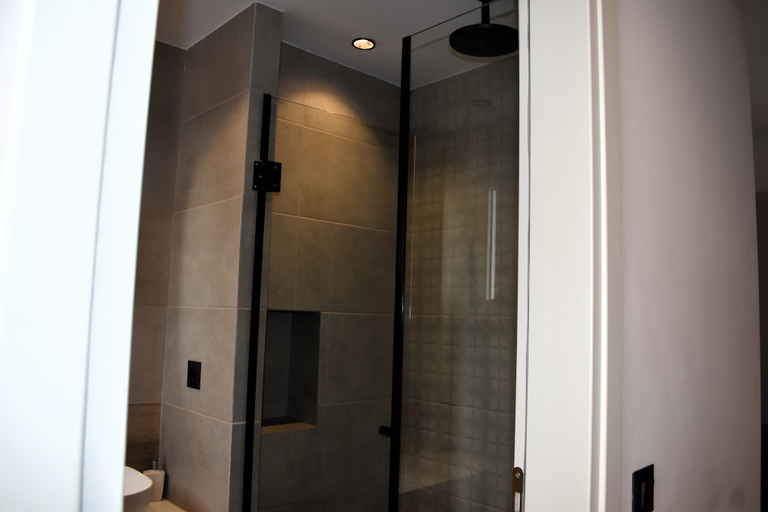 Bathroom 4, Eden Beach Hotel, Crete