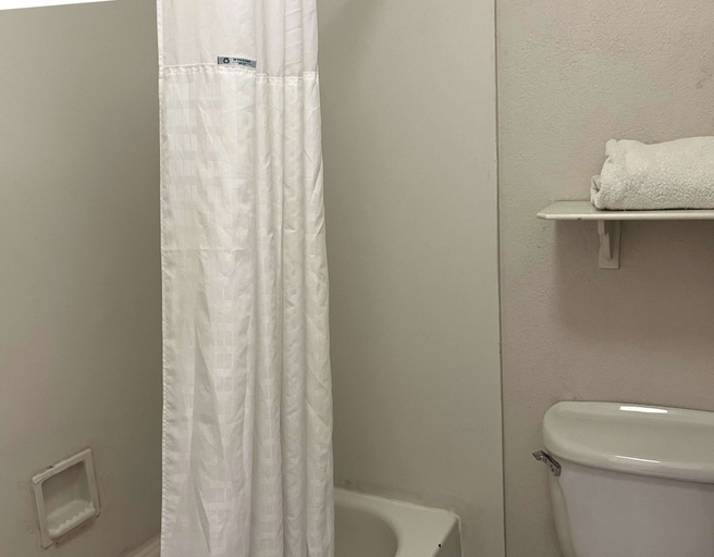 Bathroom, Motel 6 Phoenix, AZ - Midtown, Maricopa