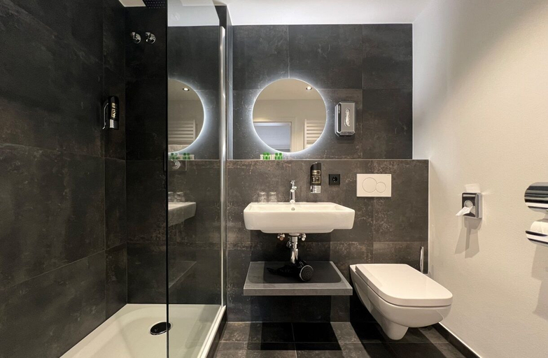 Bathroom 5, Hotel Lamm, Freudenstadt