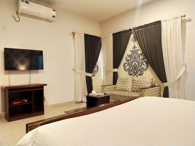 Bedroom 3, Livin Hub Guest House, Islamabad