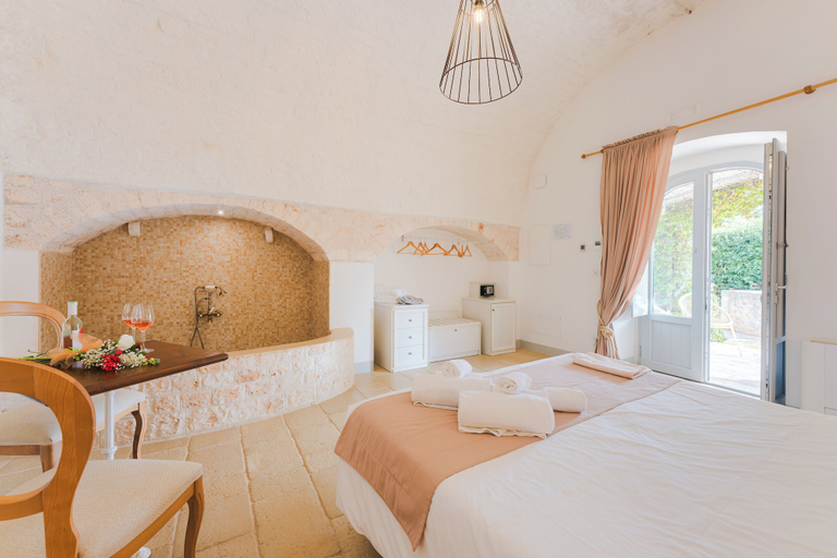 Bedroom 4, Borgo Cozzana, Bari