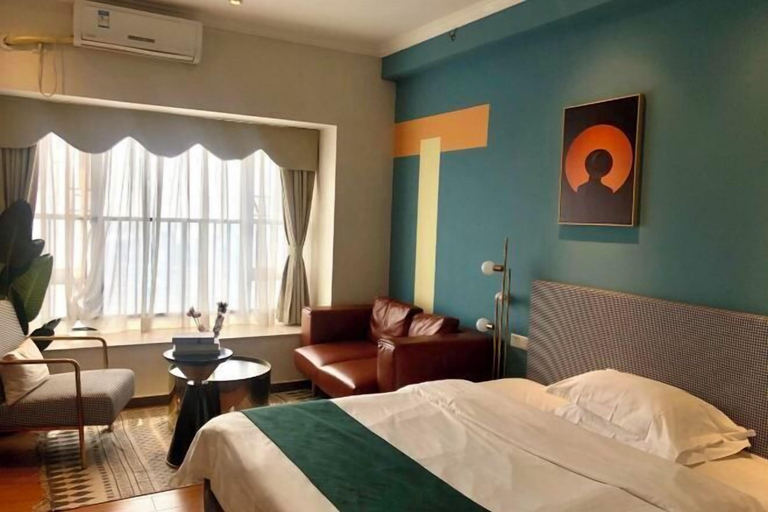 Bedroom 5, Yilong Apartment, Guangzhou