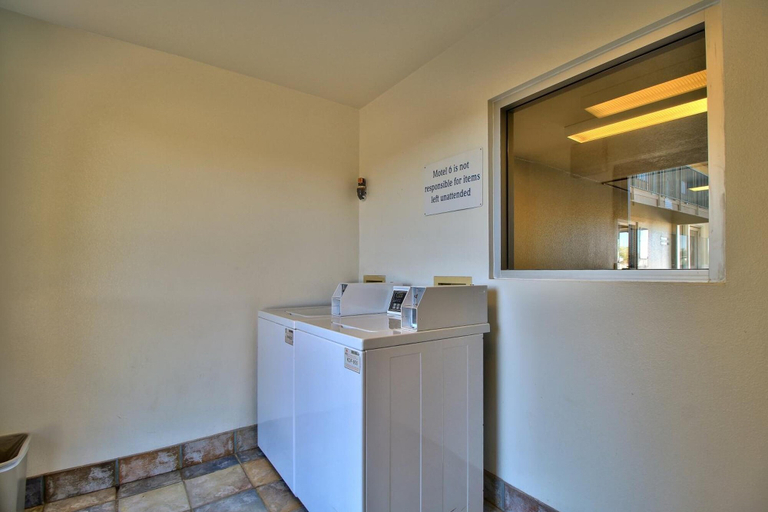 Bathroom 4, Motel 6 Douglas, Cochise