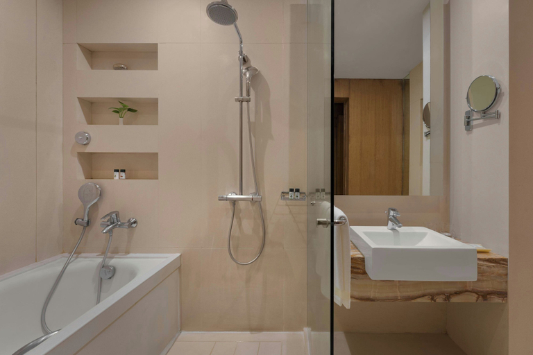 Bathroom 5, Meluha The Fern Mumbai, Powai, Series by Marriott, Mumbai Suburban
