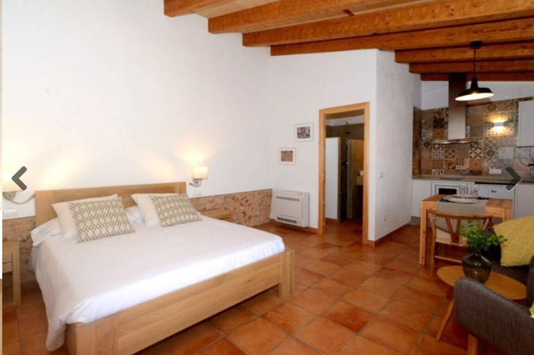 Bedroom 2, Agroturismo Can Porretí, Baleares