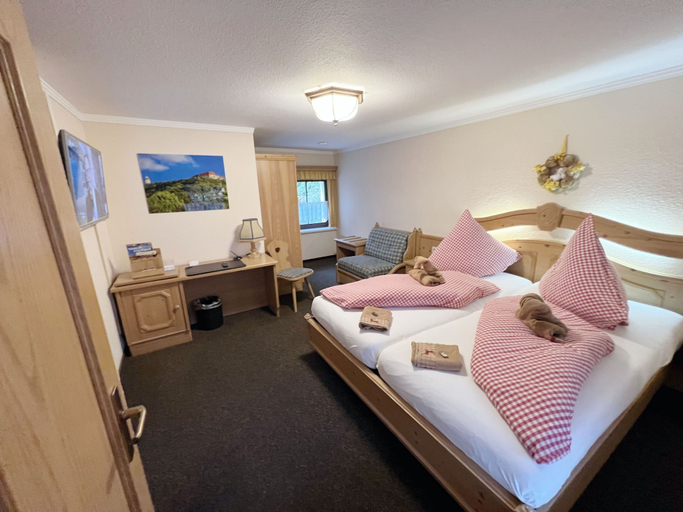 Bedroom 2, Hotel Sonnekalb, Burgenlandkreis