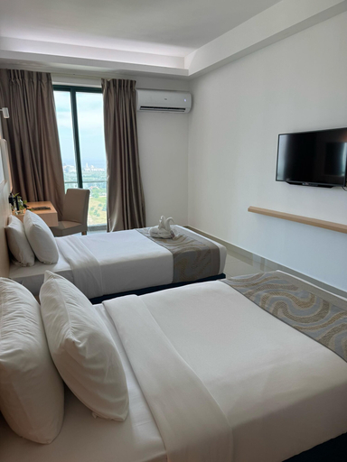 Bedroom 3, Swan Garden Resort Hotel, Malacca City