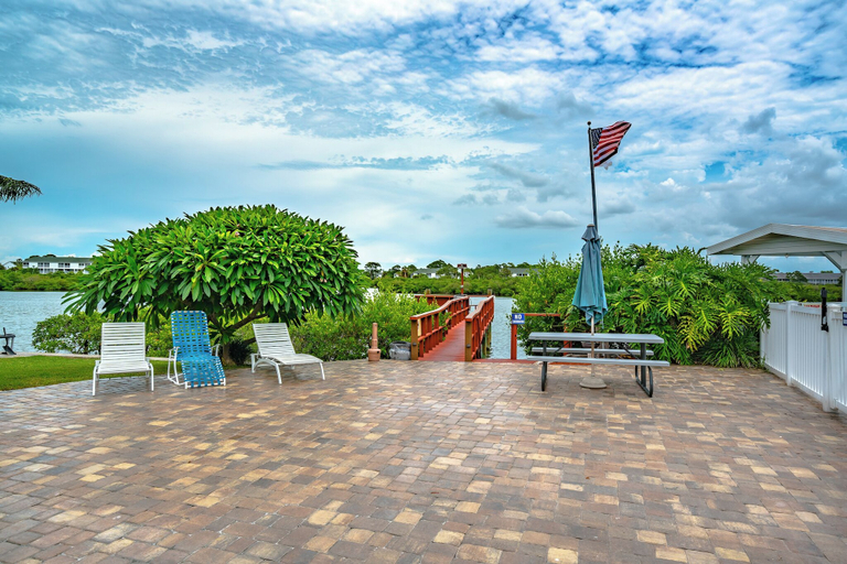 Others 5, Seashell 19 by Distinctive Beach Rentals, Pinellas