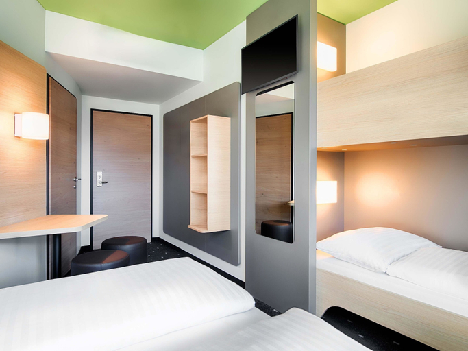 Bedroom 4, B&B Hotel Villach, Villach