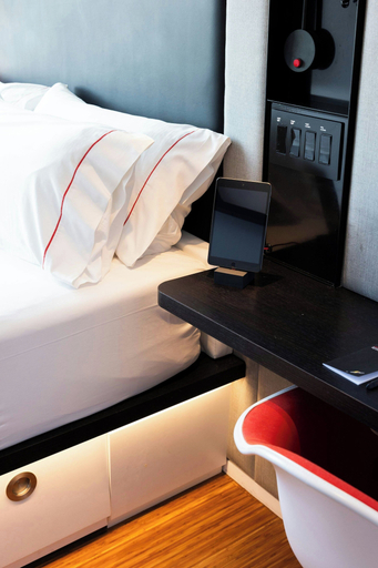 Bedroom 4, citizenM Miami Brickell, Miami-Dade