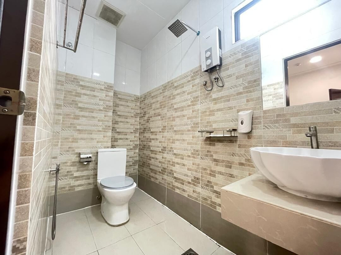 Bathroom 3, S8 Boutique Hotel, Sepang