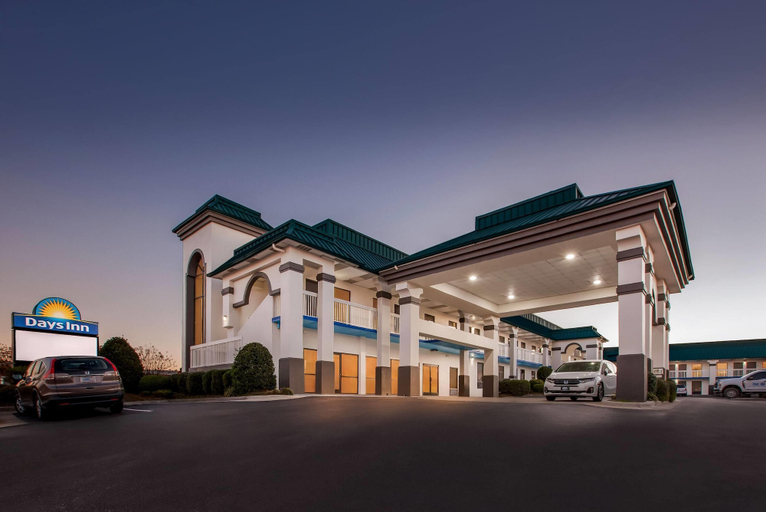 Exterior & Views 2, Days Inn by Wyndham Saint Pauls, Robeson