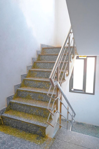 Others 4, Bir Home Stays, Delhi