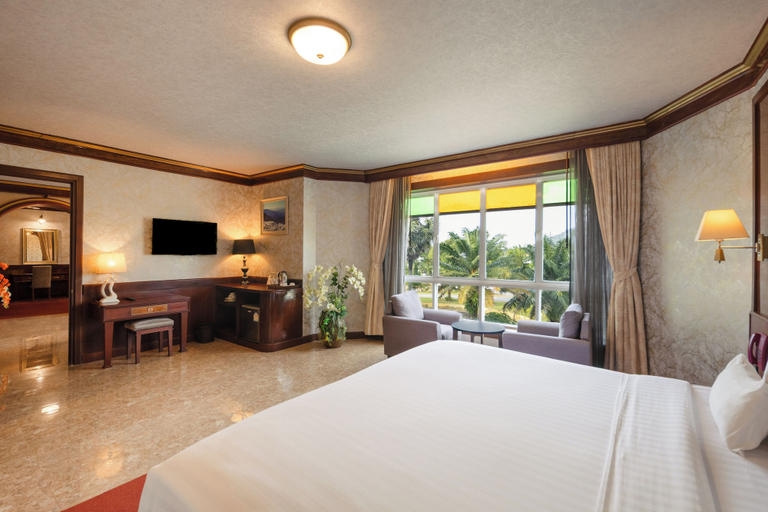 Bedroom 3, Erawan Phangnga Hotel, Natai Beach, Takua Thung