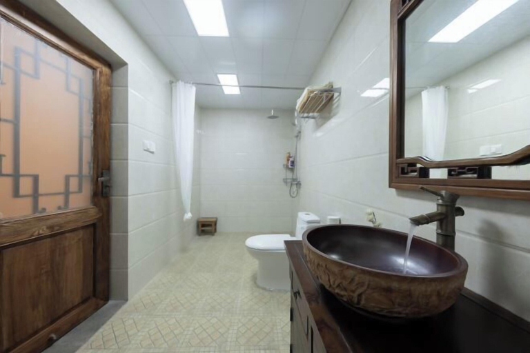 Bathroom 4, Snail Inn (Tengchong), Baoshan