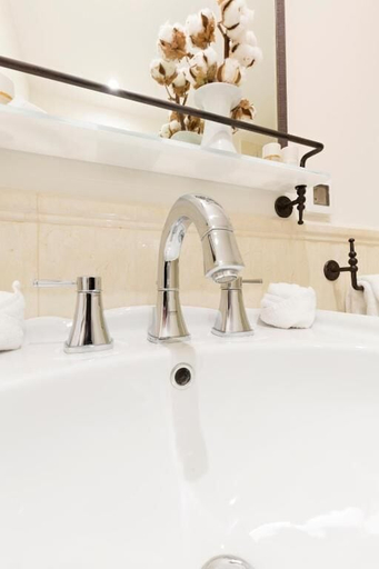 Bathroom 4, Envoy Hotel Belgrade, Belgrade