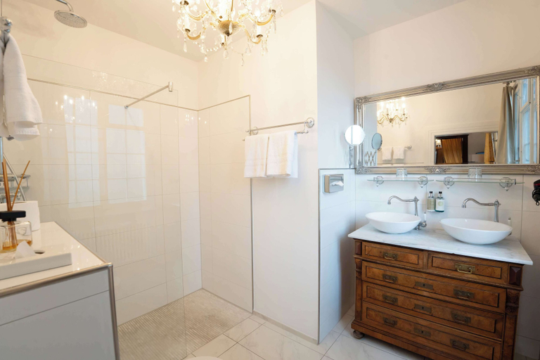 Bathroom 3, Hotel Porto Sofie, Kreuzlingen