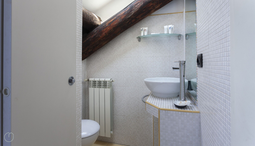Bathroom, Italianway Easy \- Baiamonti 1, Milano