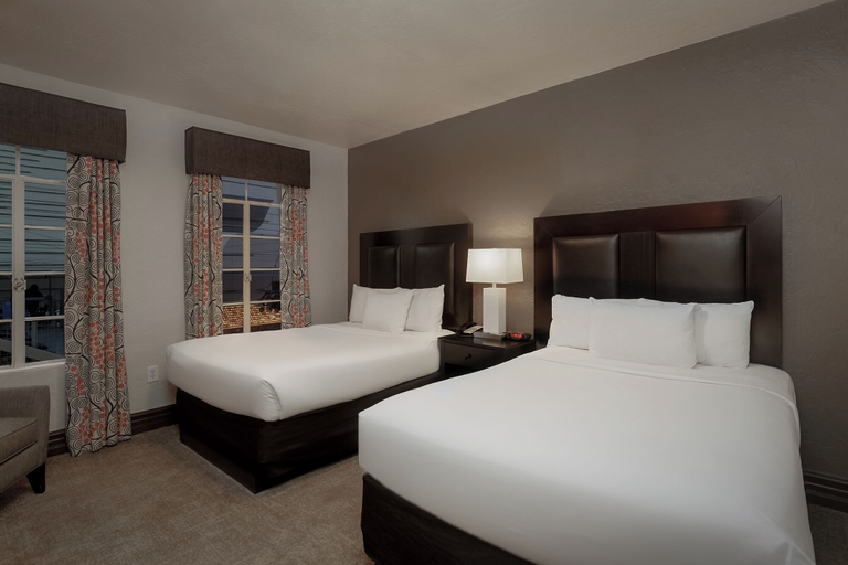 Bedroom 3, Golden Gate Hotel and Casino, Clark
