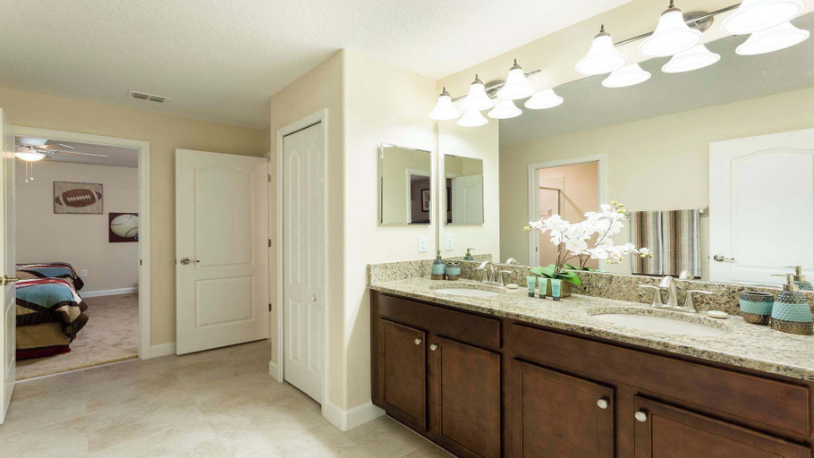 Bathroom 4, Opulent Villa, 10 Min to Disney, Pool & Spa, Osceola