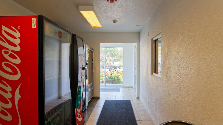 Others 5, Motel 6 Chico Ca, Butte