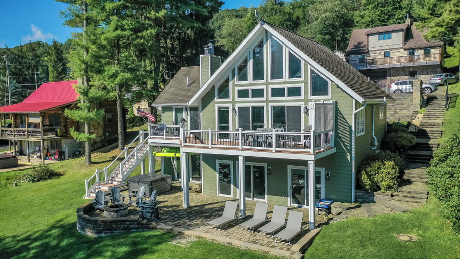 Exterior & Views 2, Ski to Shore Chalet by Taylor Made Deep Creek, Garrett