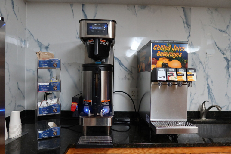 Food & Drinks 5, America's Best Value Inn, Wright