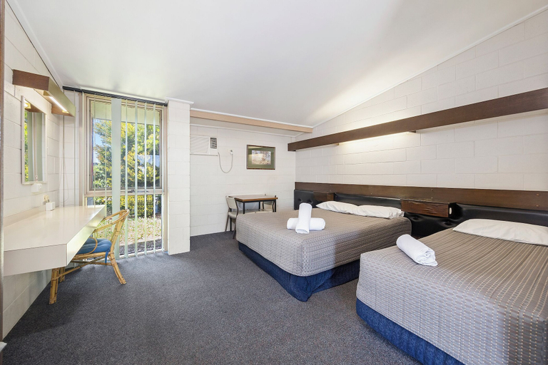 Bedroom 2, Coal Creek Motel, South Gippsland - West