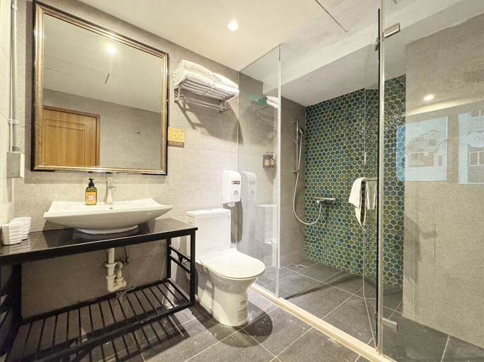Bathroom 5, Roaders Hotel Tainan ChengDa, Tainan