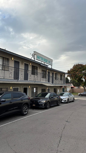 Others 3, Budget inn Whittier, Los Angeles