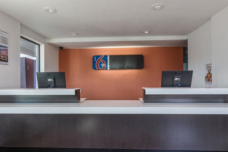 Others 5, Motel 6 Texarkana, AR, Miller