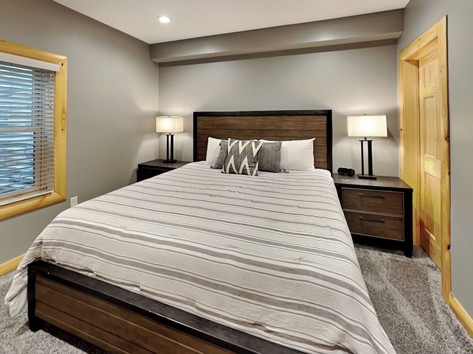 Bedroom 3, Space Mountain by Taylor Made Deep Creek, Garrett