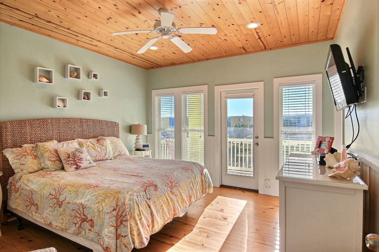 Bedroom 3, Ruby Redbird Roost by Silver Sands Vacation Rentals, Nueces