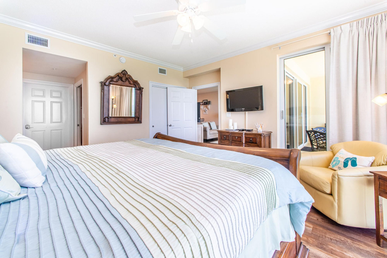Bedroom 3, Boardwalk 1502, Bay