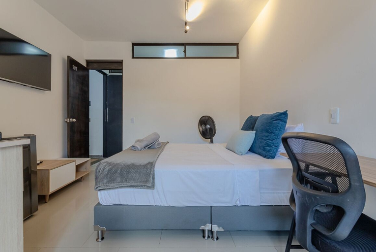 Bedroom 3, Iloft Manila, Medellín