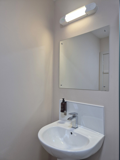 Bathroom 3, Woodside House, Aberdeen