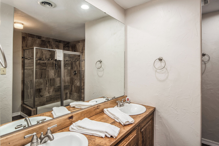 Bathroom 4, In the Pines by Ruidoso Vacation Rentals, Lincoln