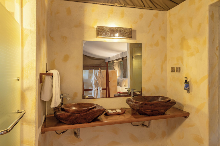 Bathroom 5, PrideInn Mara Camp & Cottages, Narok West